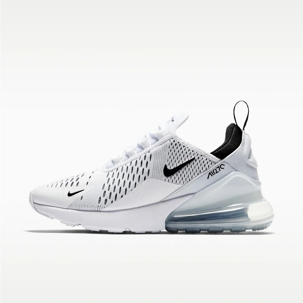 Like New Nike Iconic Air Max 270 Sneakers, size 5